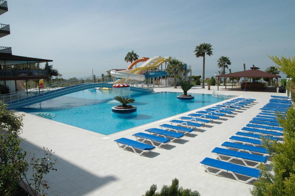 Club Casmin Hotel Iskenderun Bagian luar foto