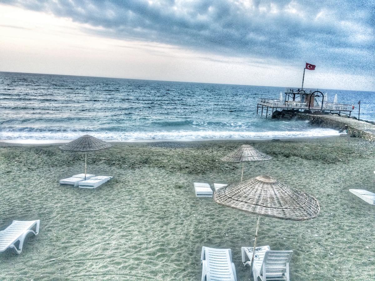 Club Casmin Hotel Iskenderun Bagian luar foto